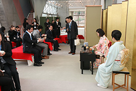 Japanese cultural program (tea ceremony)